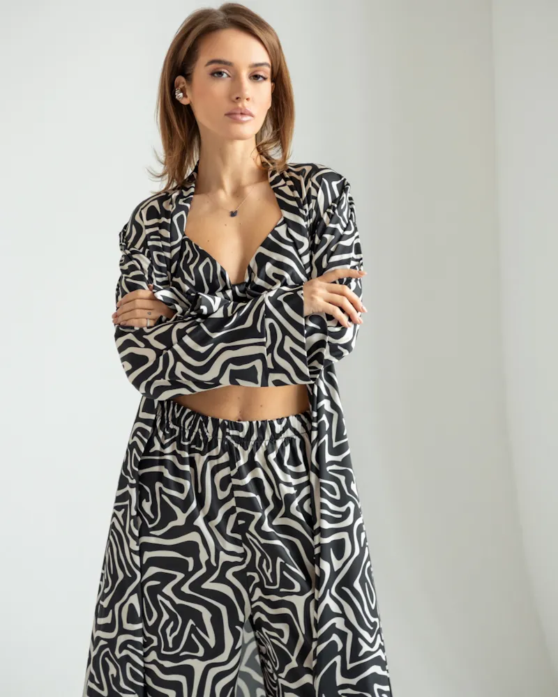 Піжамний костюм-трійка Helen італійський шовк (бра+халат+штани) Чорний з білим