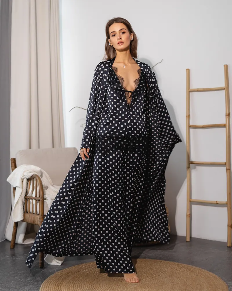 Піжамний костюм-трійка "Laura" тканина сатин + мереживо (халат+майка+штани) Чорний