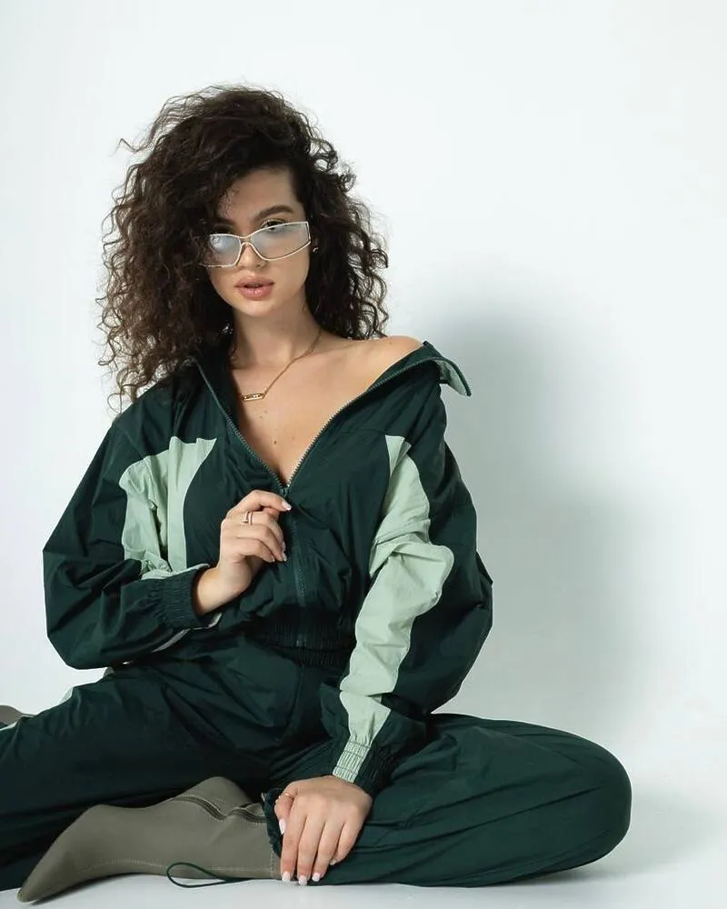 Спортивний костюм-двійка "Балі" жіночий (кофта+штани) плащівка жатка Зелений