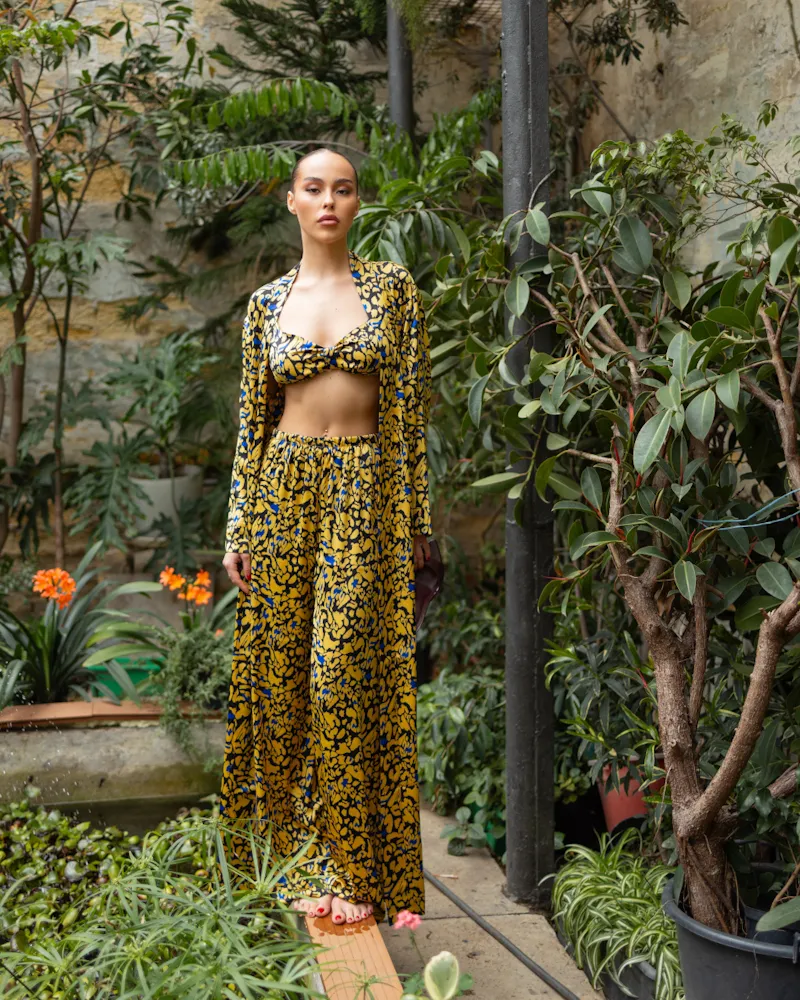 Піжамний костюм-трійка Helen італійський шовк (бра+халат+штани) Жовтий