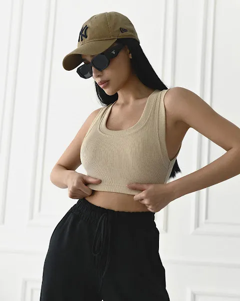 Жіночий топ "Lillian" бежевий